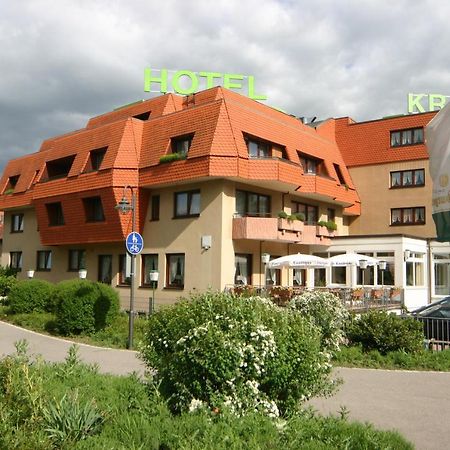 Hotel Krone Niefern-Öschelbronn Esterno foto