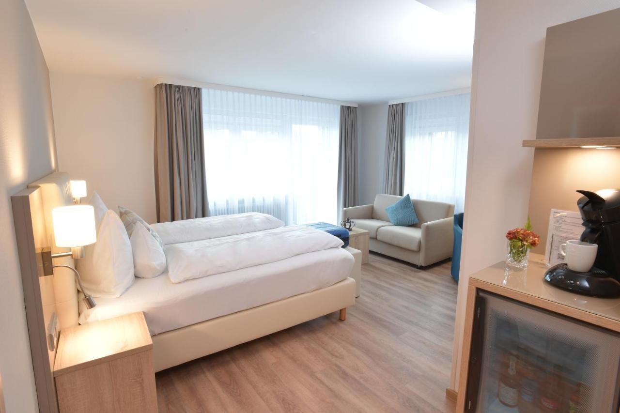 Hotel Krone Niefern-Öschelbronn Esterno foto
