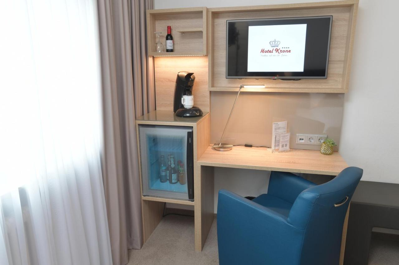 Hotel Krone Niefern-Öschelbronn Esterno foto