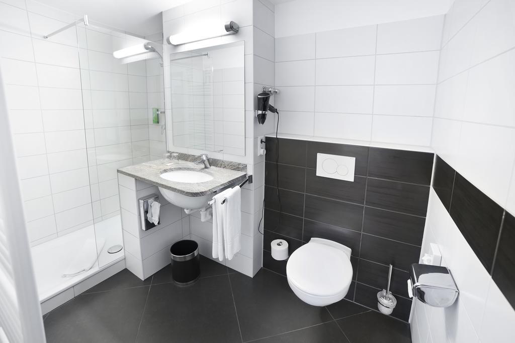 Hotel Krone Niefern-Öschelbronn Camera foto