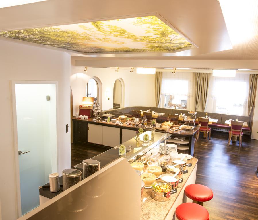 Hotel Krone Niefern-Öschelbronn Esterno foto