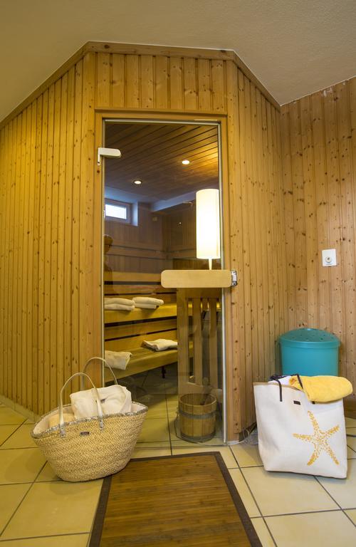 Hotel Krone Niefern-Öschelbronn Esterno foto